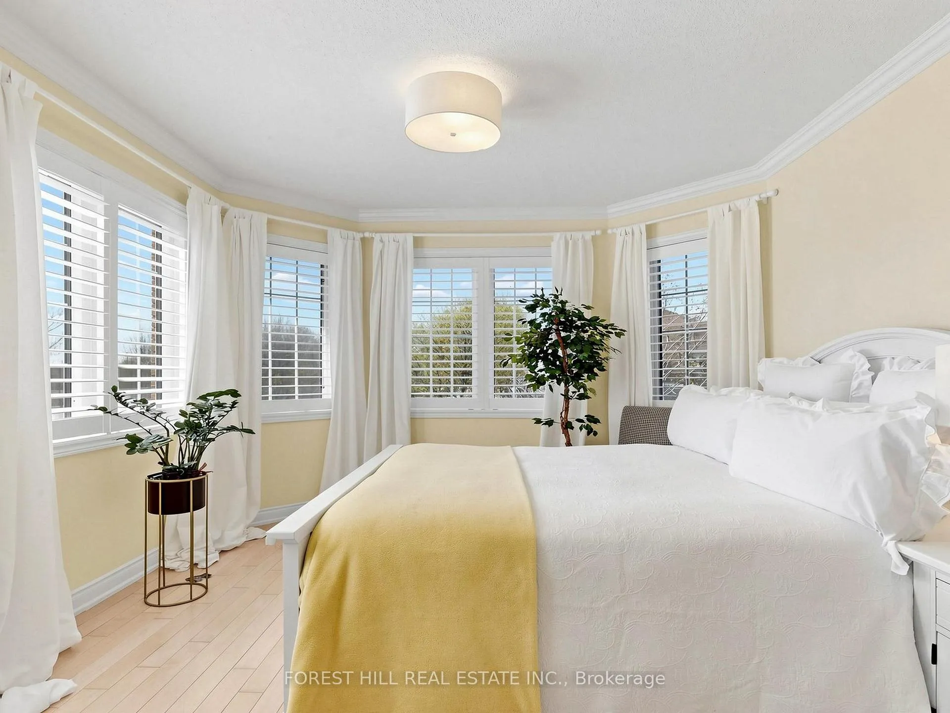 Photo 20 of 51 Winston Castle Drive, Markham, Berczy — HOMEH