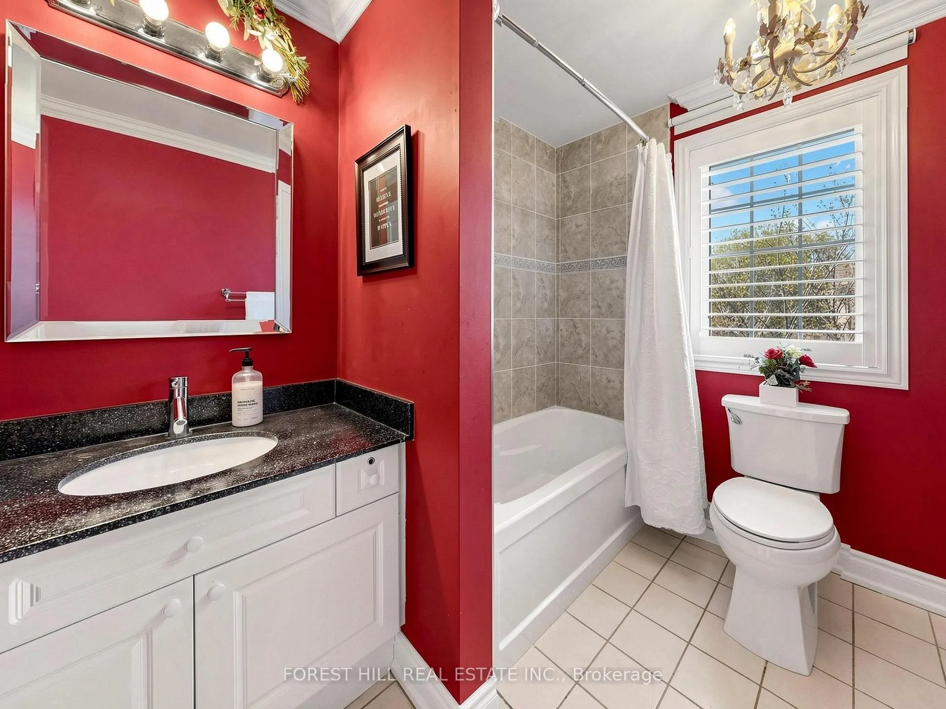 Photo 23 of 51 Winston Castle Drive, Markham, Berczy — HOMEH