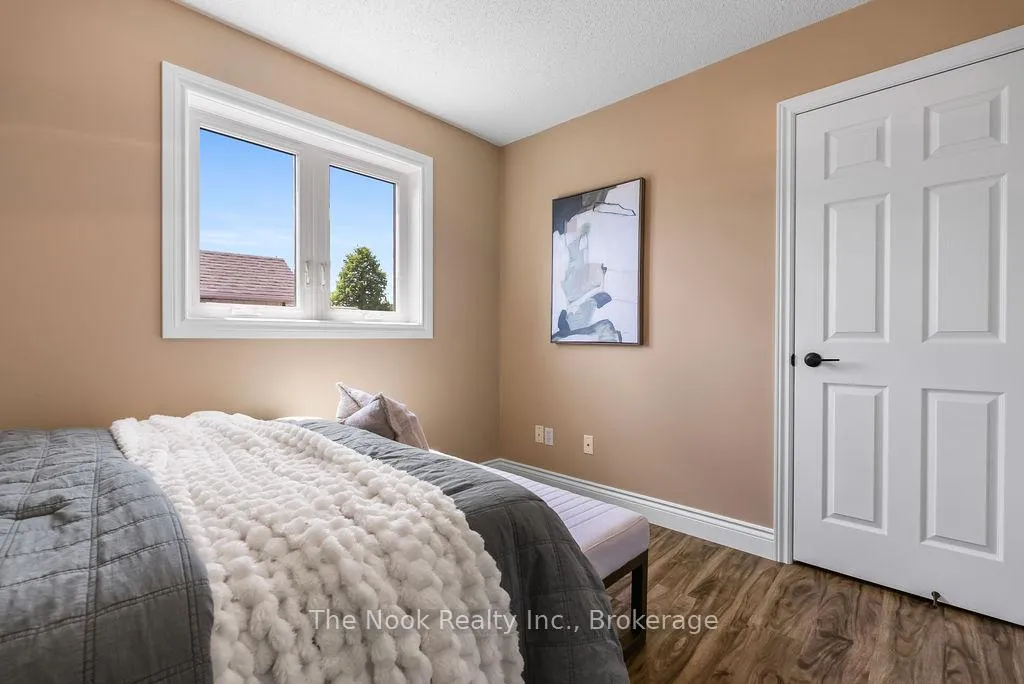 Photo 30 of 19 Patrick Drive, Whitby, Pringle Creek — HOMEH
