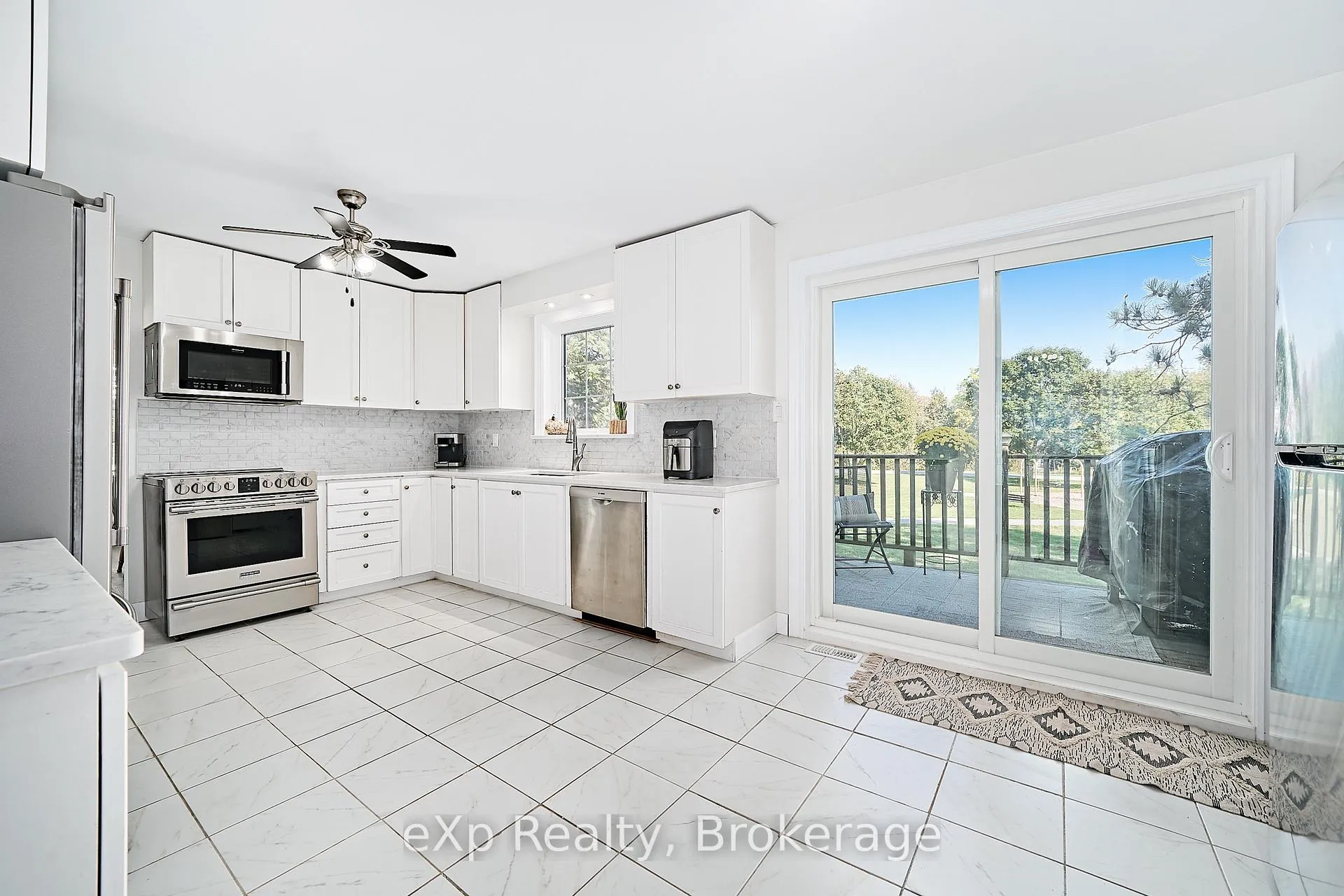 Photo 22 of 9 Hilda Avenue, Uxbridge, Rural Uxbridge — HOMEH