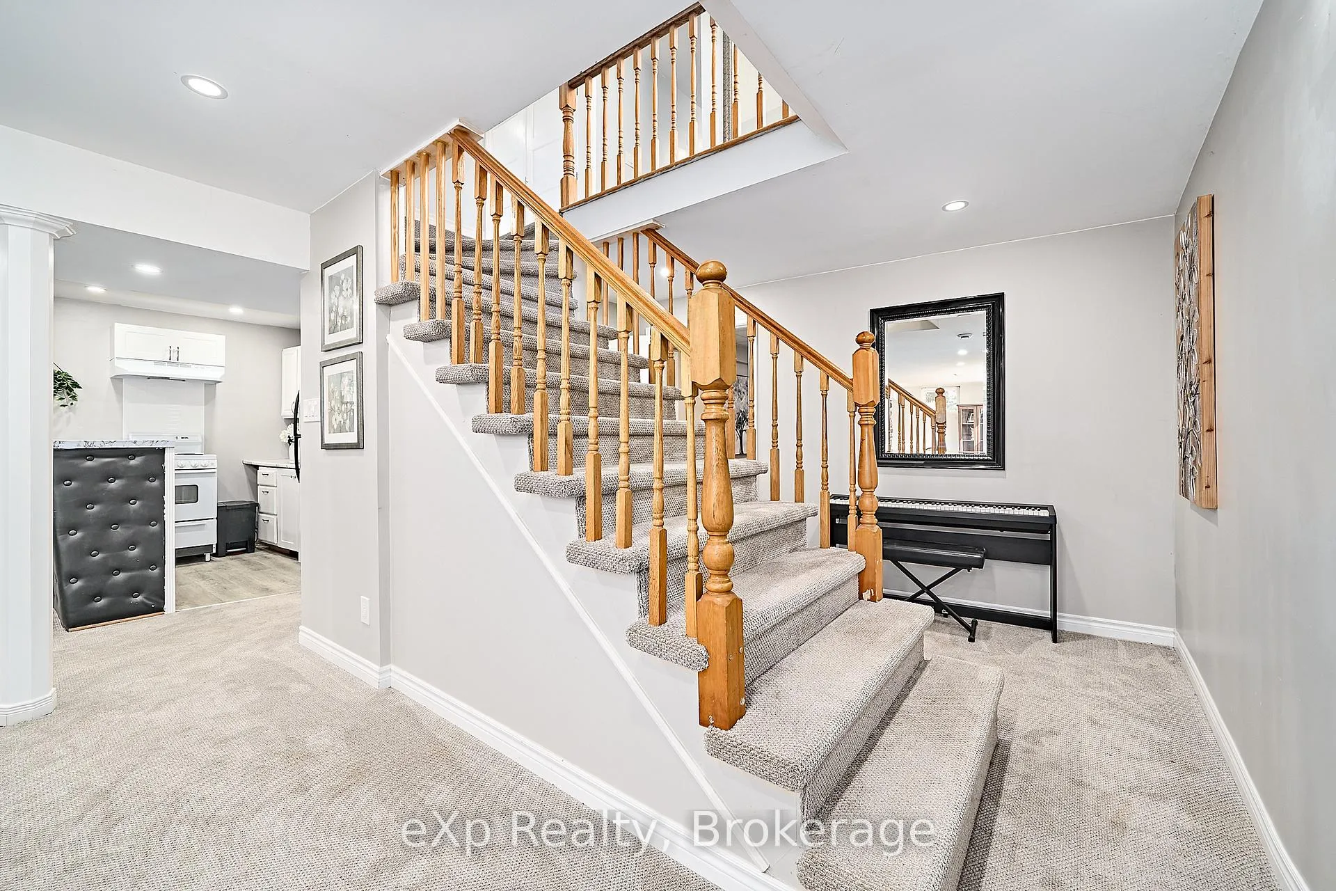 Photo 31 of 9 Hilda Avenue, Uxbridge, Rural Uxbridge — HOMEH