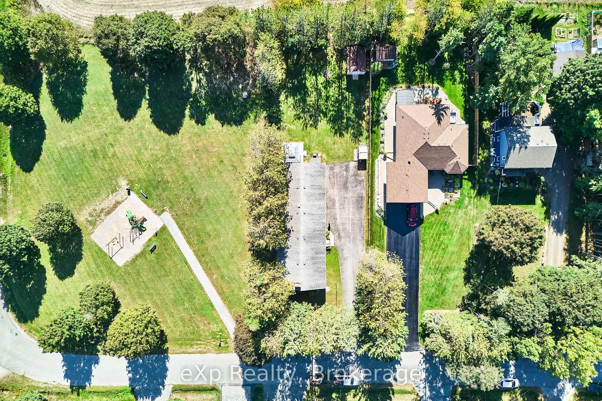 Photo 40 of 9 Hilda Avenue, Uxbridge, Rural Uxbridge — HOMEH