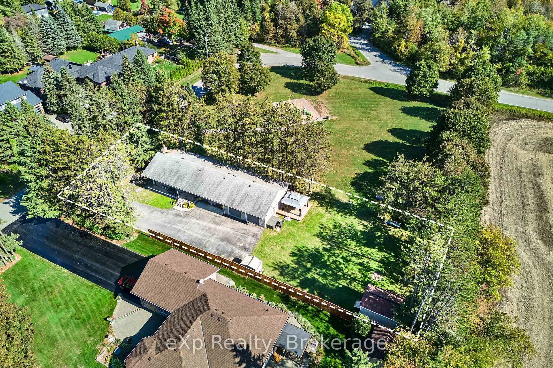 Photo 41 of 9 Hilda Avenue, Uxbridge, Rural Uxbridge — HOMEH