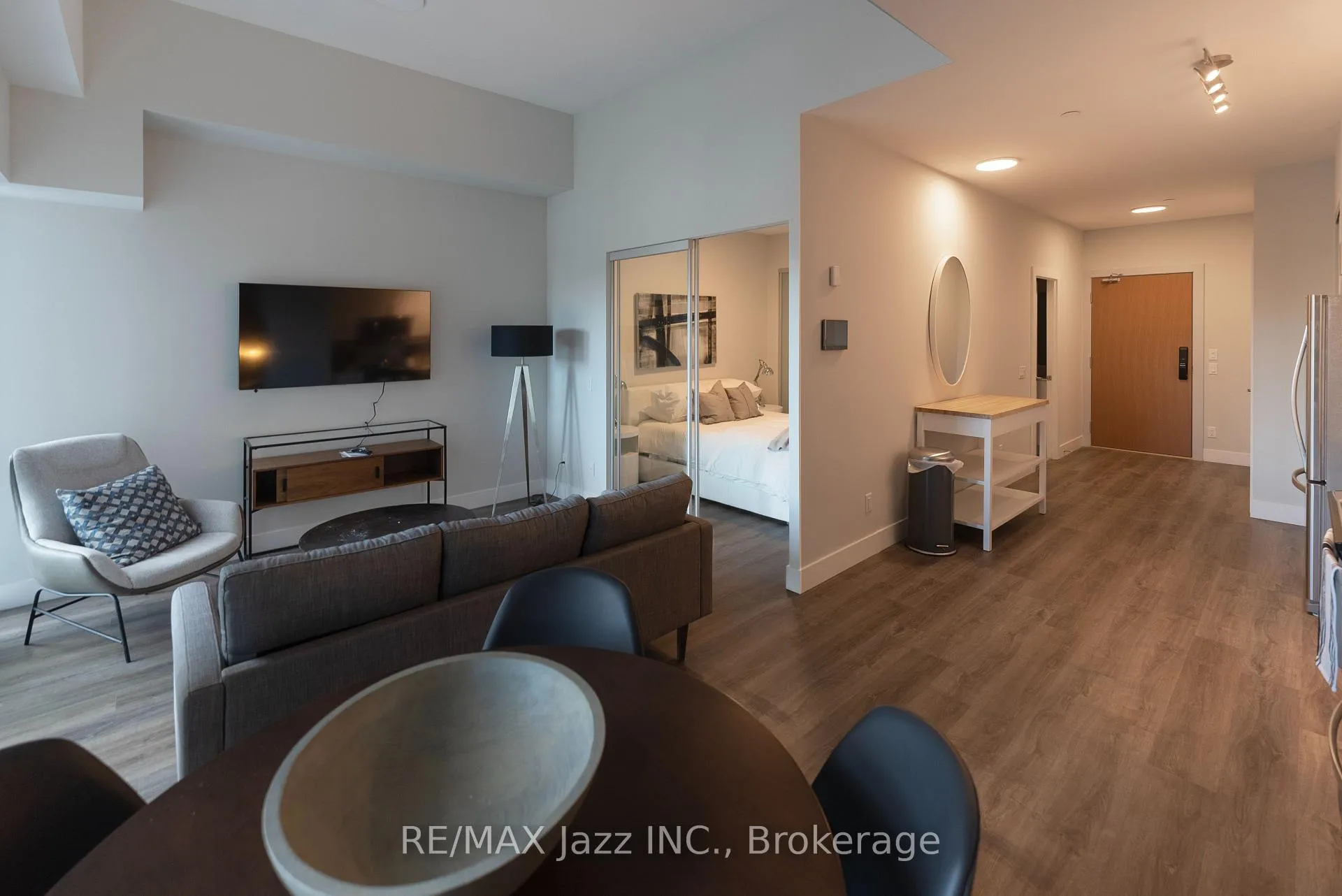 Photo 2 of Unit 1601, 80 Bond Street E, Oshawa, O'Neill — HOMEH
