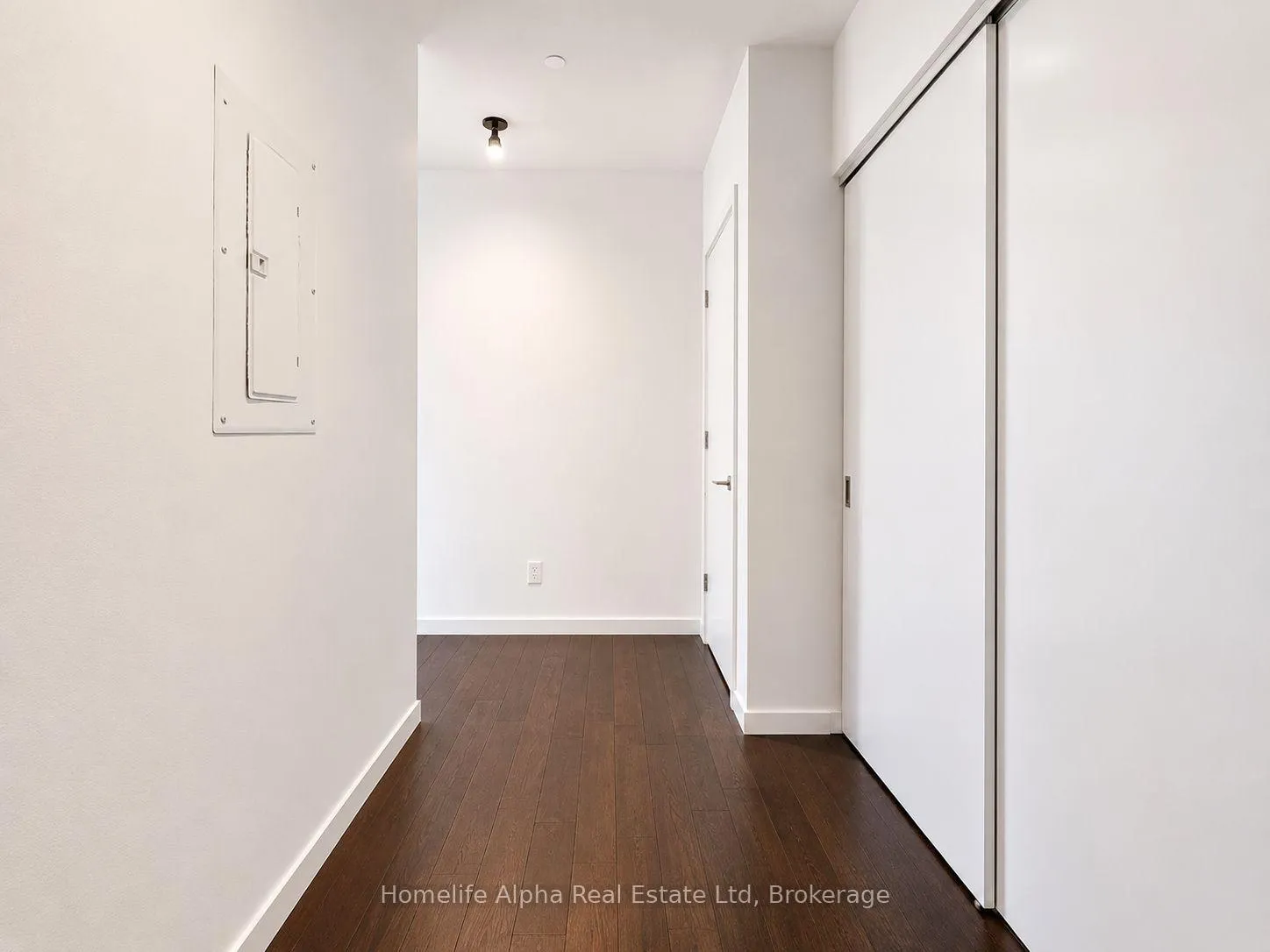 Photo 4 of Unit 713, 7 Smith Crescent, Etobicoke, Stonegate-Queensway — HOMEH