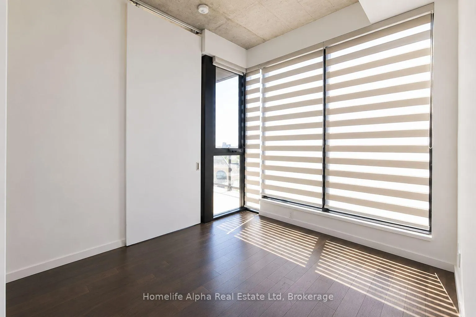 Photo 9 of Unit 713, 7 Smith Crescent, Etobicoke, Stonegate-Queensway — HOMEH