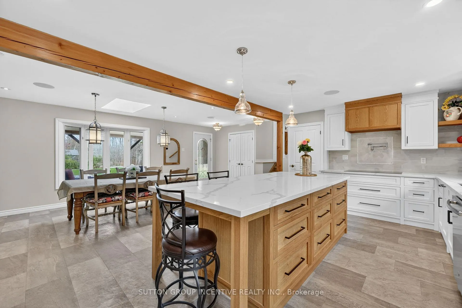 Photo 22 of 10 Springhome Road, Oro-Medonte, Rural Oro-Medonte — HOMEH