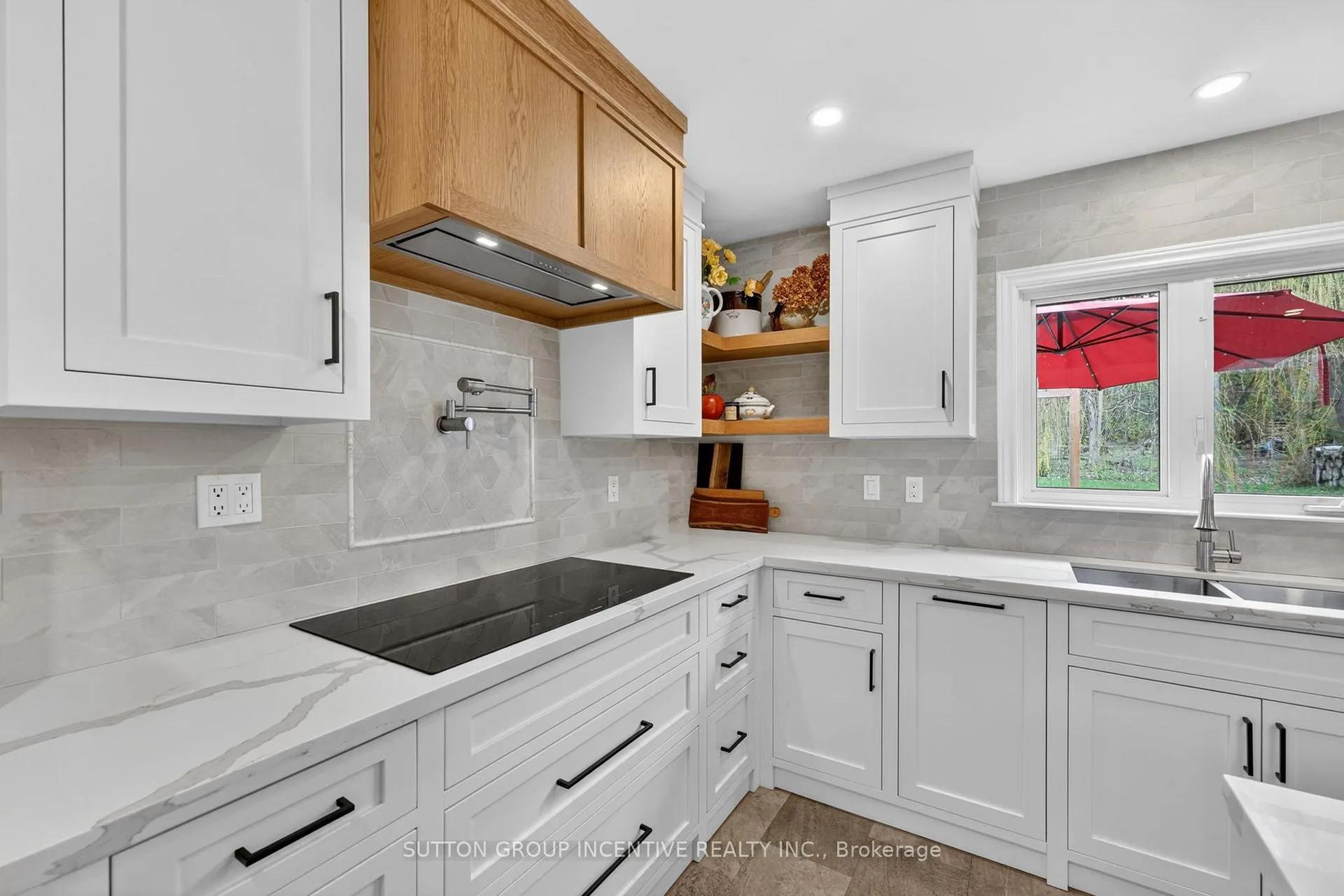Photo 24 of 10 Springhome Road, Oro-Medonte, Rural Oro-Medonte — HOMEH