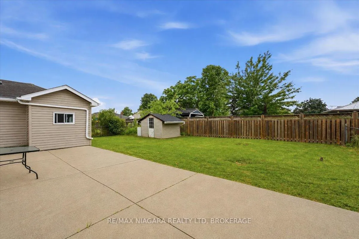 Photo 36 of 7 Sequoia Avenue, St. Catharines, Bunting/Linwell — HOMEH
