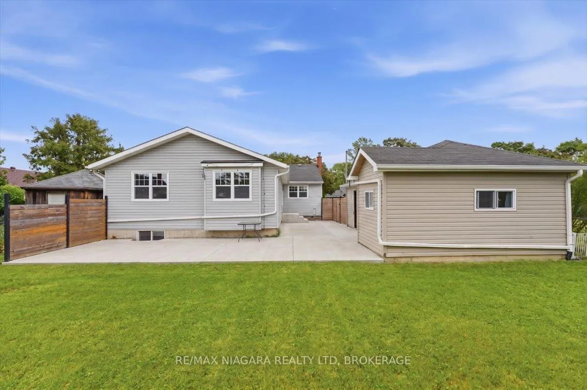 Photo 39 of 7 Sequoia Avenue, St. Catharines, Bunting/Linwell — HOMEH