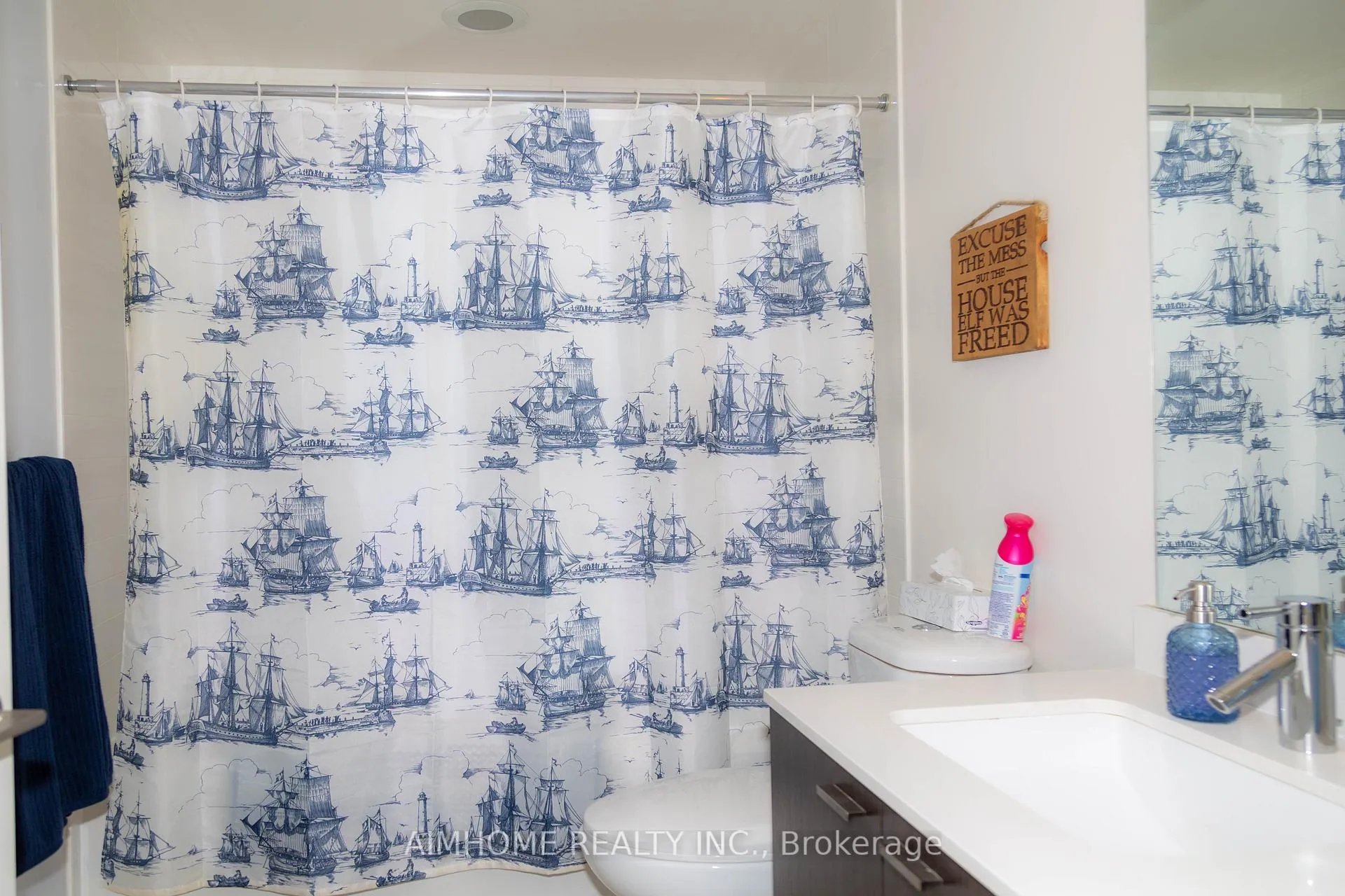 Photo 14 of Unit 2101, 30 Roehampton Avenue, Toronto, Mount Pleasant West — HOMEH
