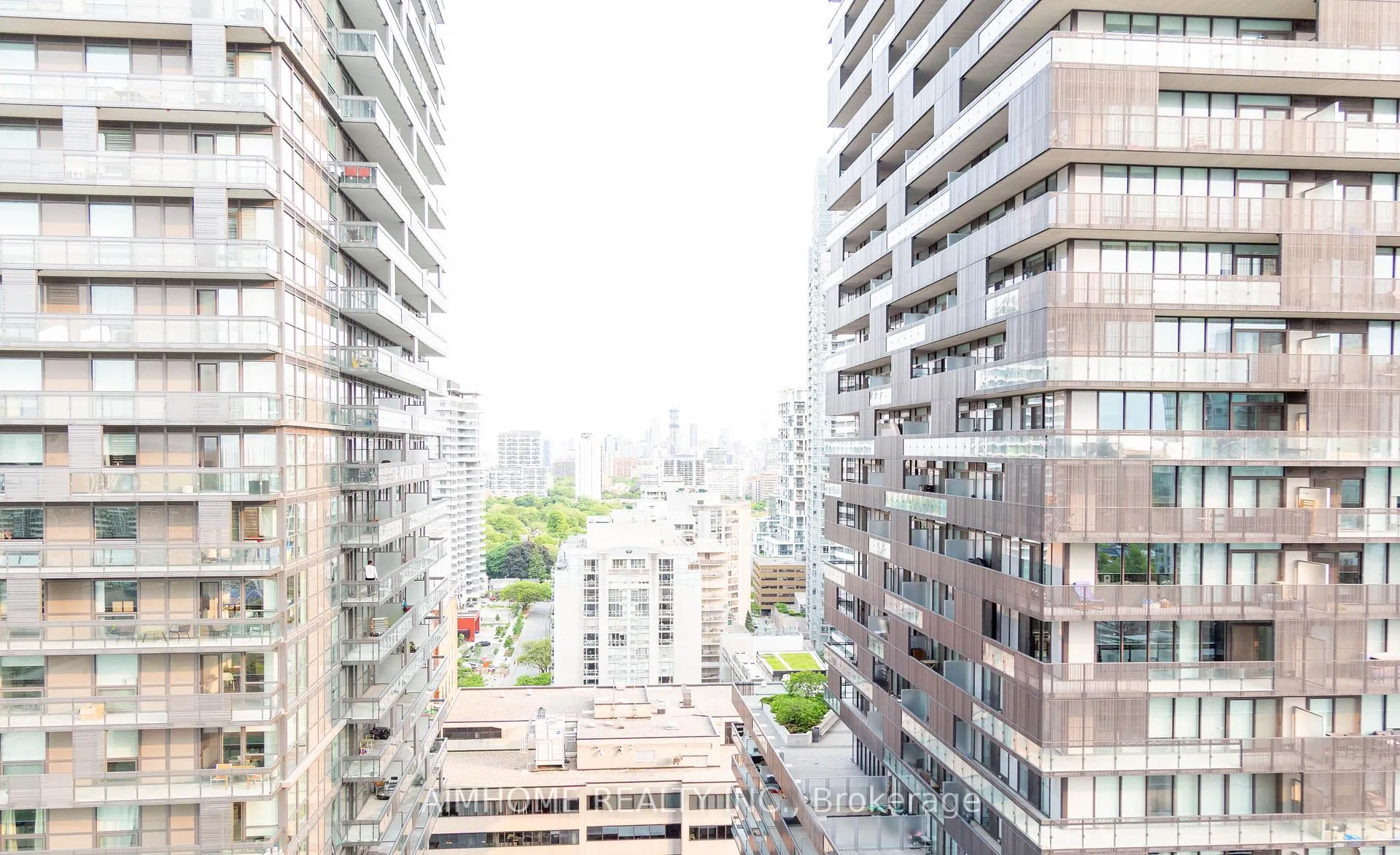 Photo 16 of Unit 2101, 30 Roehampton Avenue, Toronto, Mount Pleasant West — HOMEH