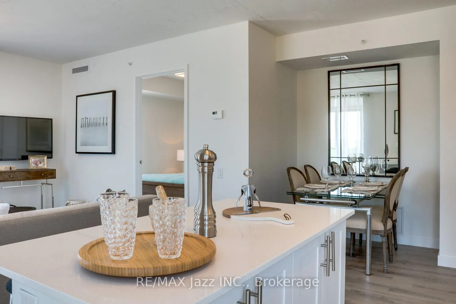 Photo 8 of Unit 305, 100 Bond Street E, Oshawa, O'Neill — HOMEH
