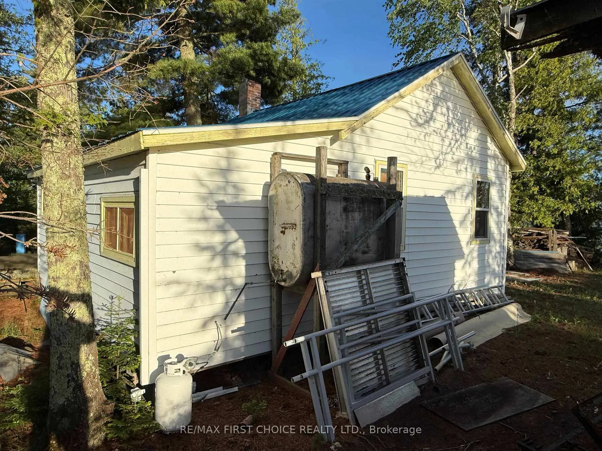 Photo 5 of Larson Bay, Thunder Bay Remote Area, Oxdrift — HOMEH