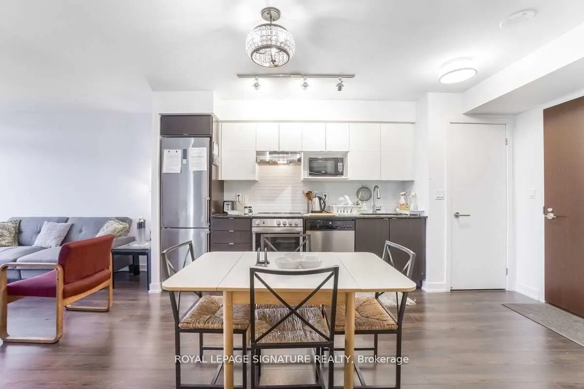 Photo 14 of Unit 608, 120 Varna Drive, Toronto, Englemount-Lawrence — HOMEH