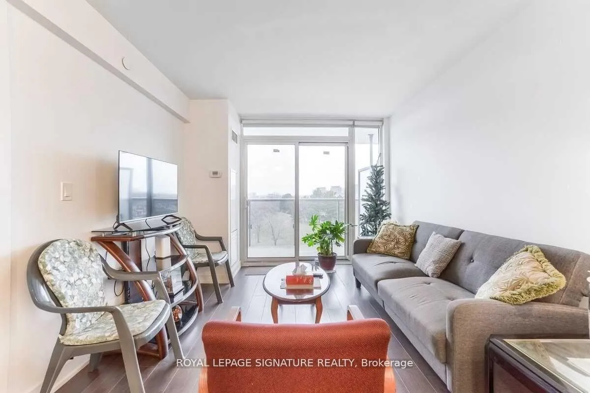 Photo 17 of Unit 608, 120 Varna Drive, Toronto, Englemount-Lawrence — HOMEH