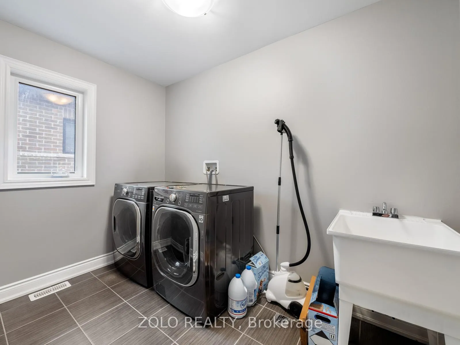 Photo 41 of 58 Highlands Boulevard, Cavan Monaghan, Cavan Twp — HOMEH