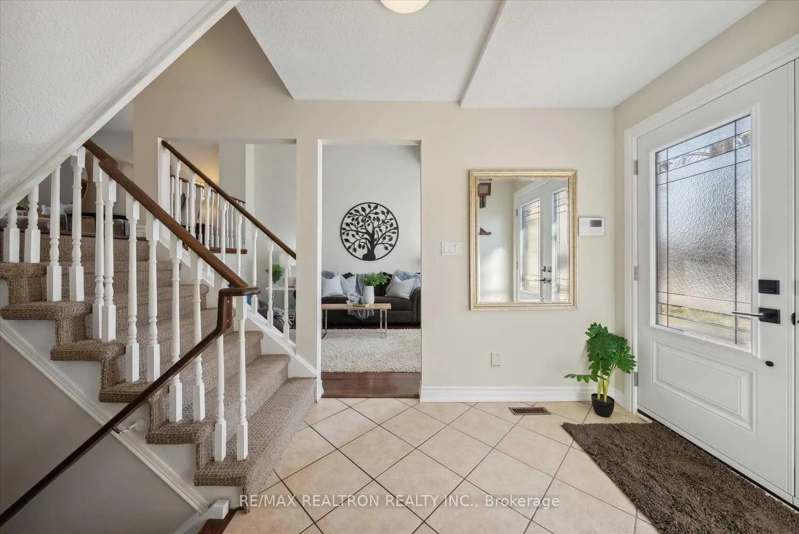 Photo 3 of Unit Upper, 68 Flint Crescent, Whitby, Rolling Acres — HOMEH