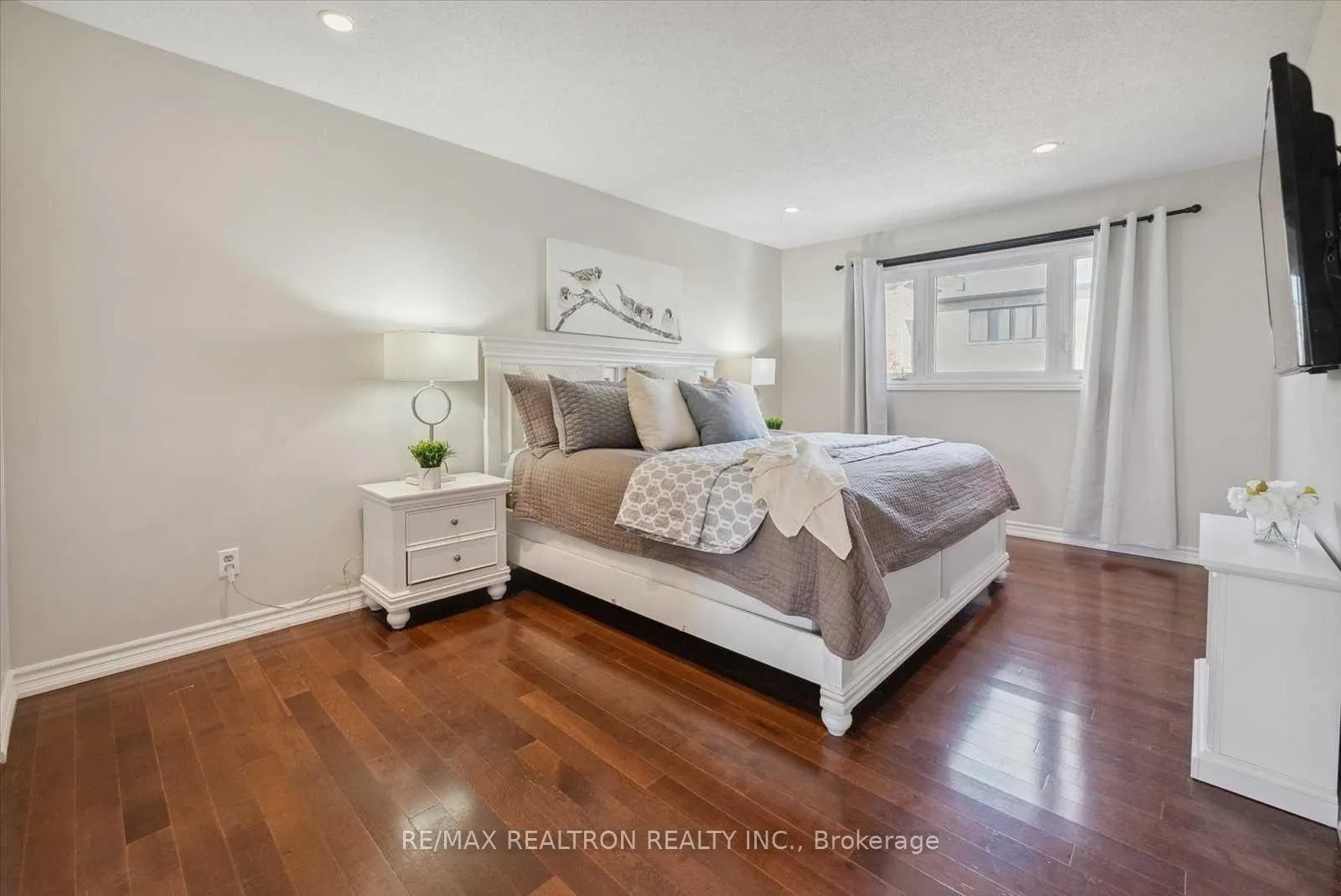Photo 20 of Unit Upper, 68 Flint Crescent, Whitby, Rolling Acres — HOMEH