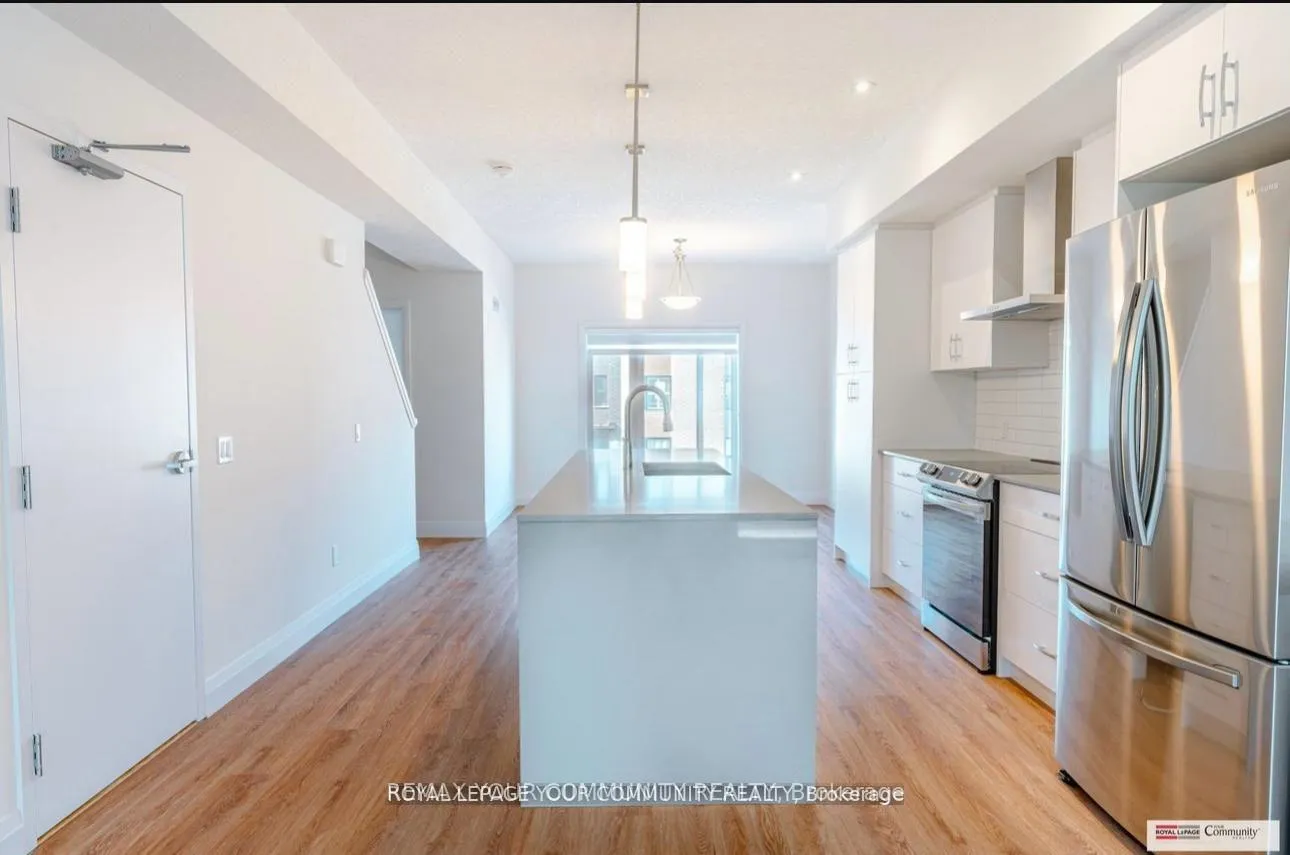 Photo 2 of 37 Lily Lane, Guelph, Clairfields/Hanlon Business Park — HOMEH