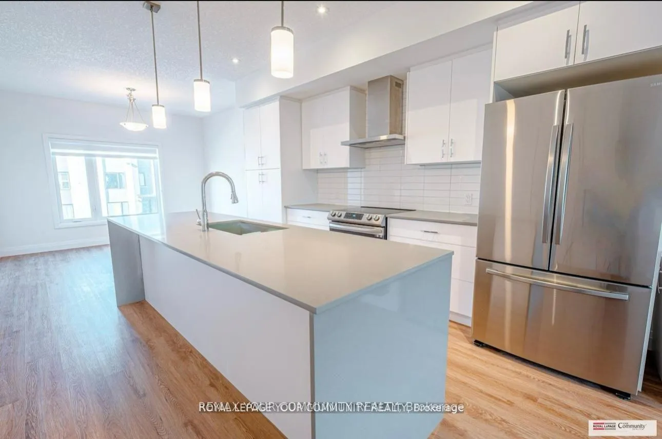 Photo 3 of 37 Lily Lane, Guelph, Clairfields/Hanlon Business Park — HOMEH