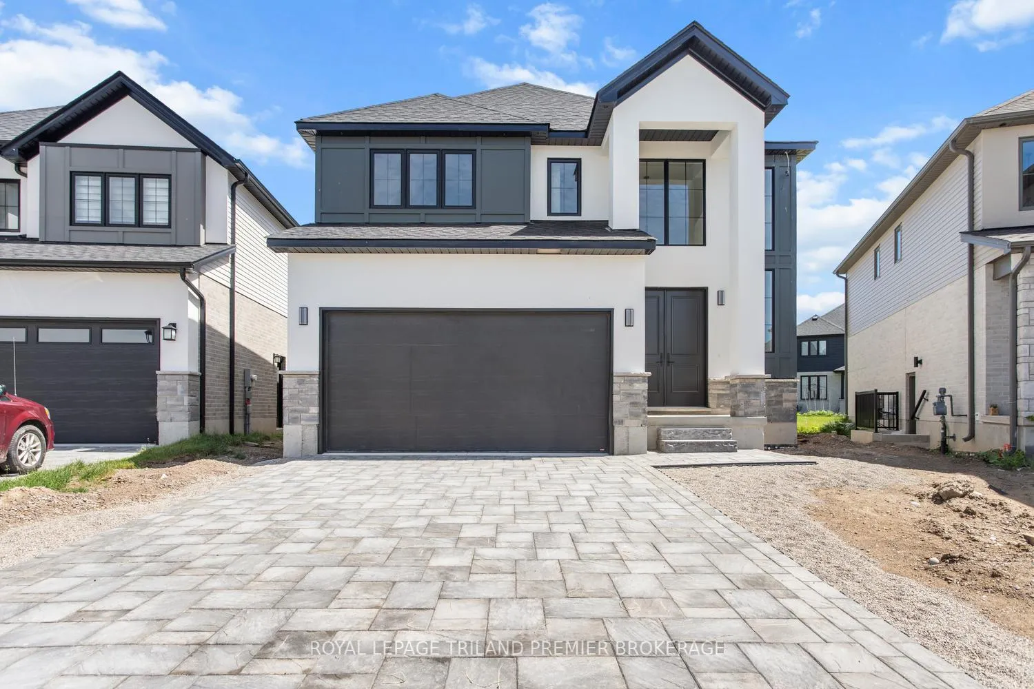 Photo 1 of 1378 Bush Hill Link, London, North S — HOMEH