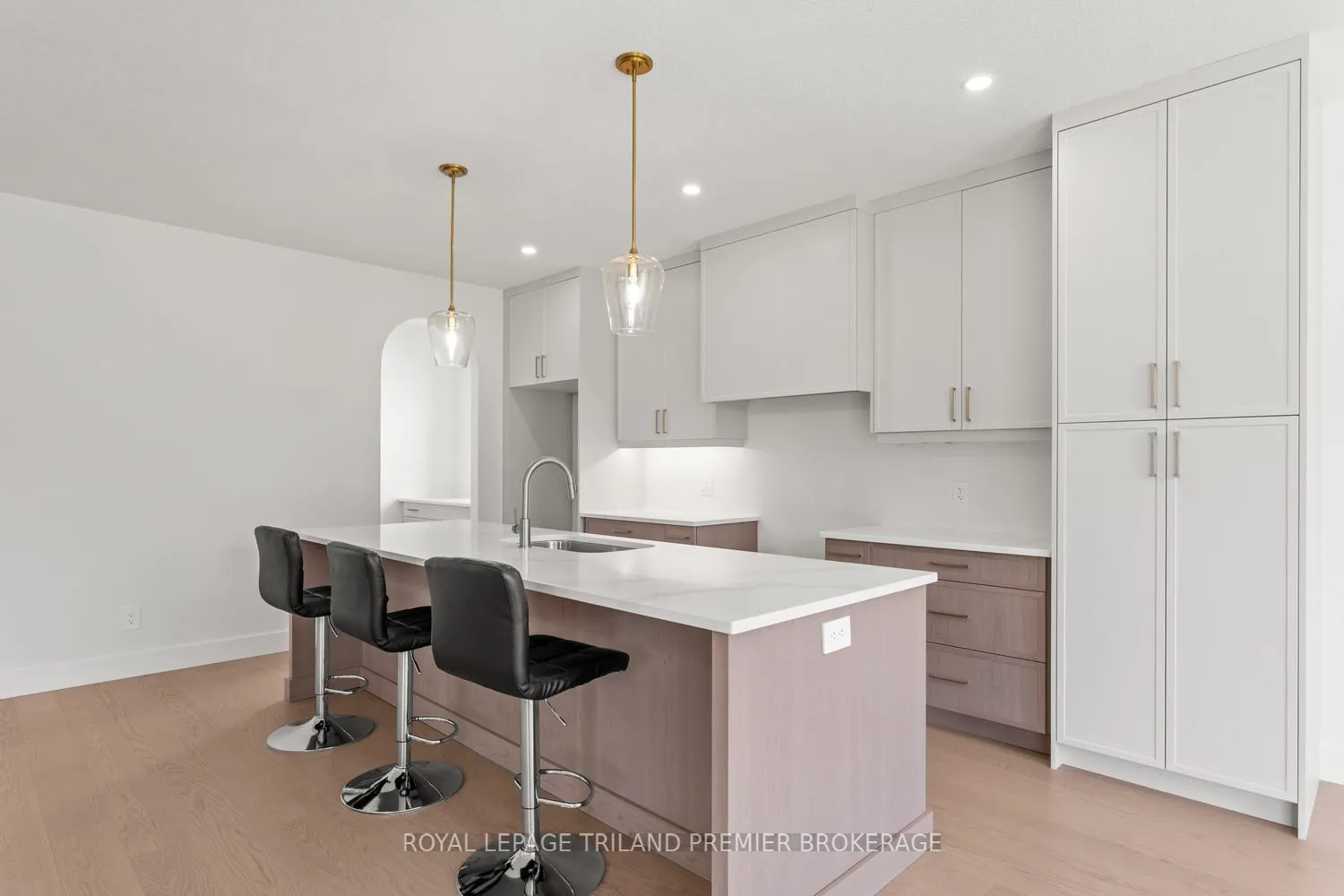Photo 15 of 1378 Bush Hill Link, London, North S — HOMEH