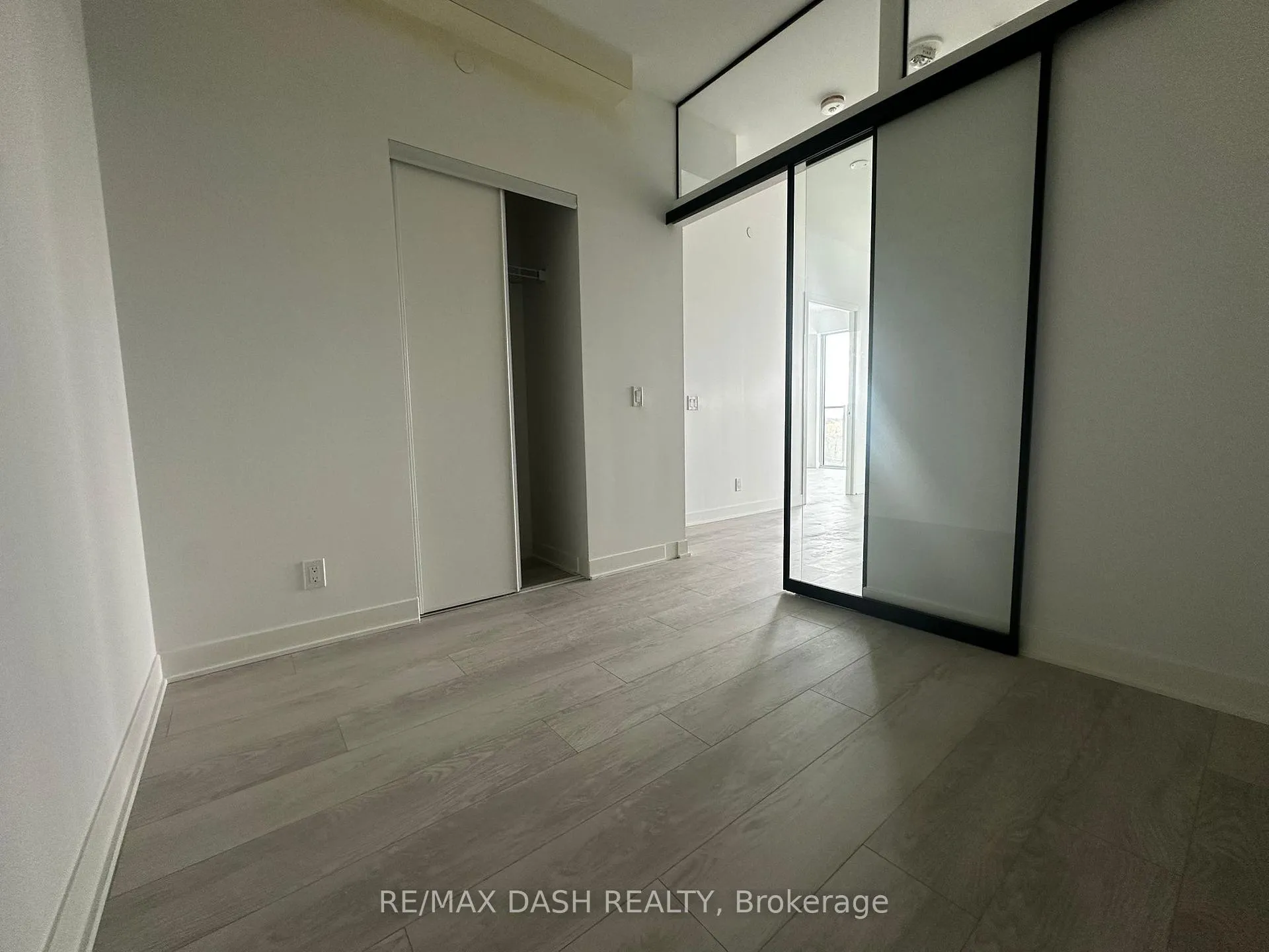 Photo 18 of Unit 506, 10 Flavelle Trail, Vaughan, Steeles West Industrial — HOMEH