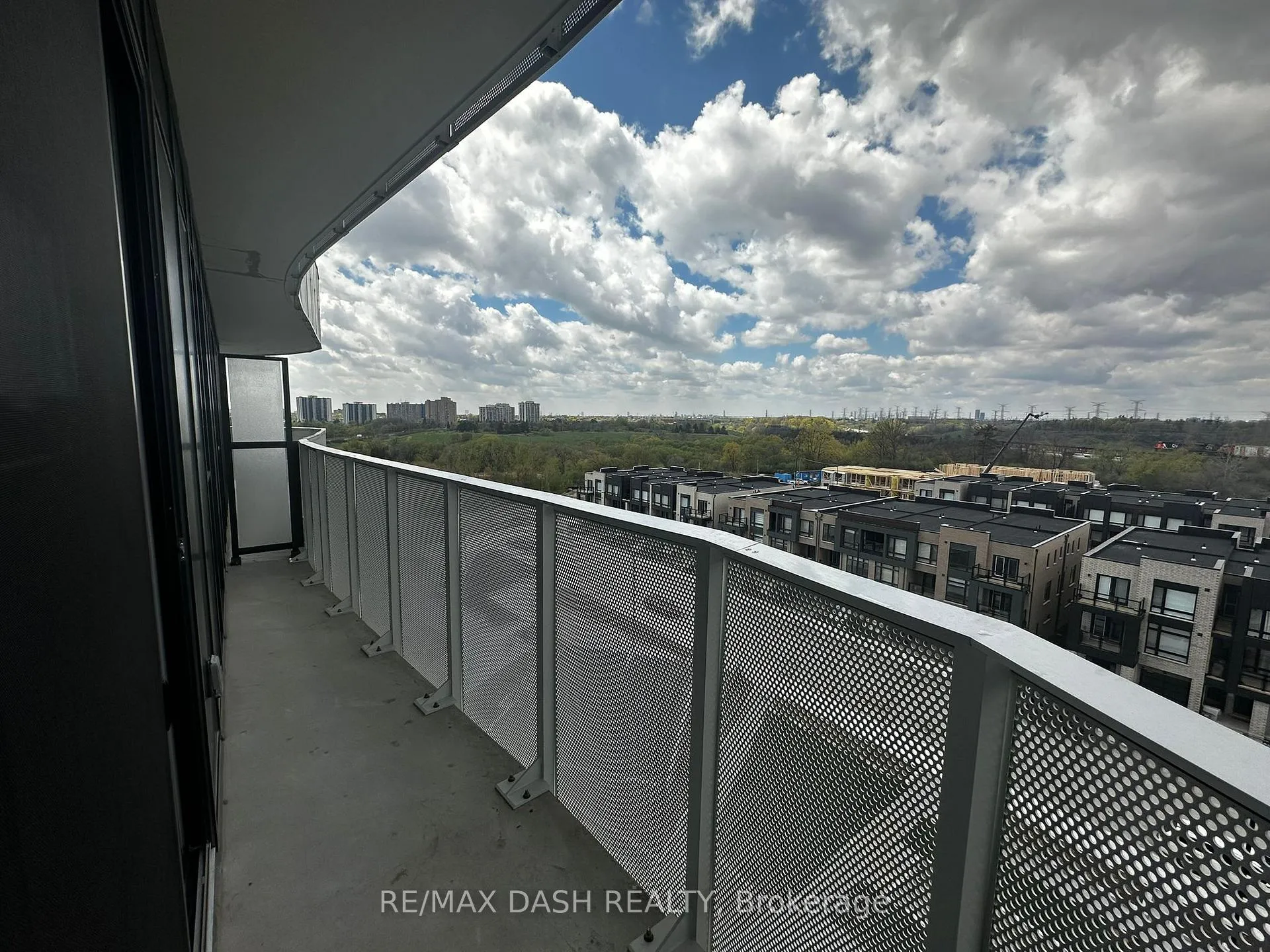 Photo 21 of Unit 506, 10 Flavelle Trail, Vaughan, Steeles West Industrial — HOMEH