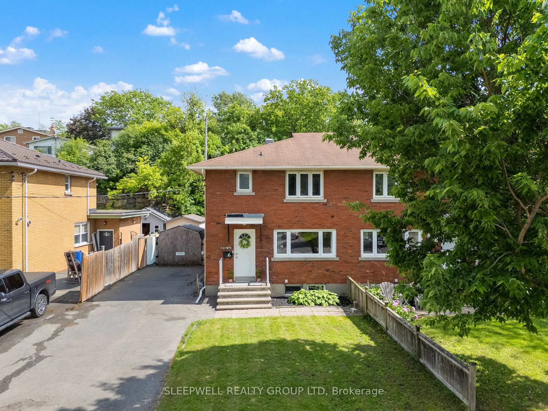Photo of 1486 Lepage Avenue