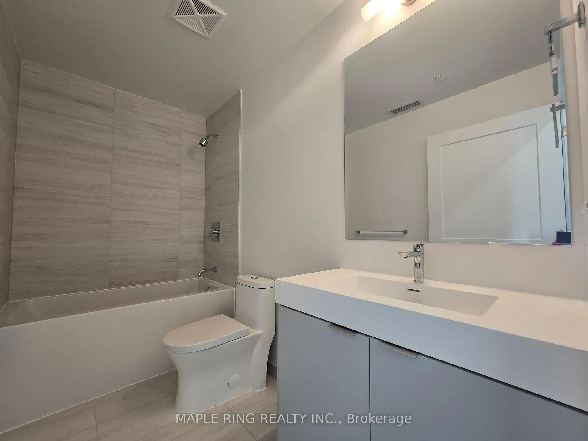 Photo 6 of Unit 506, 474 Caldari Road, Vaughan, Concord — HOMEH