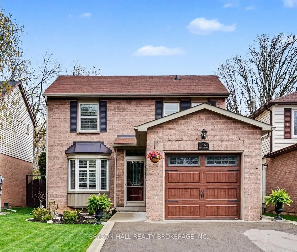 Photo 1 of 2122 Hunt Crescent, Burlington, Headon — HOMEH