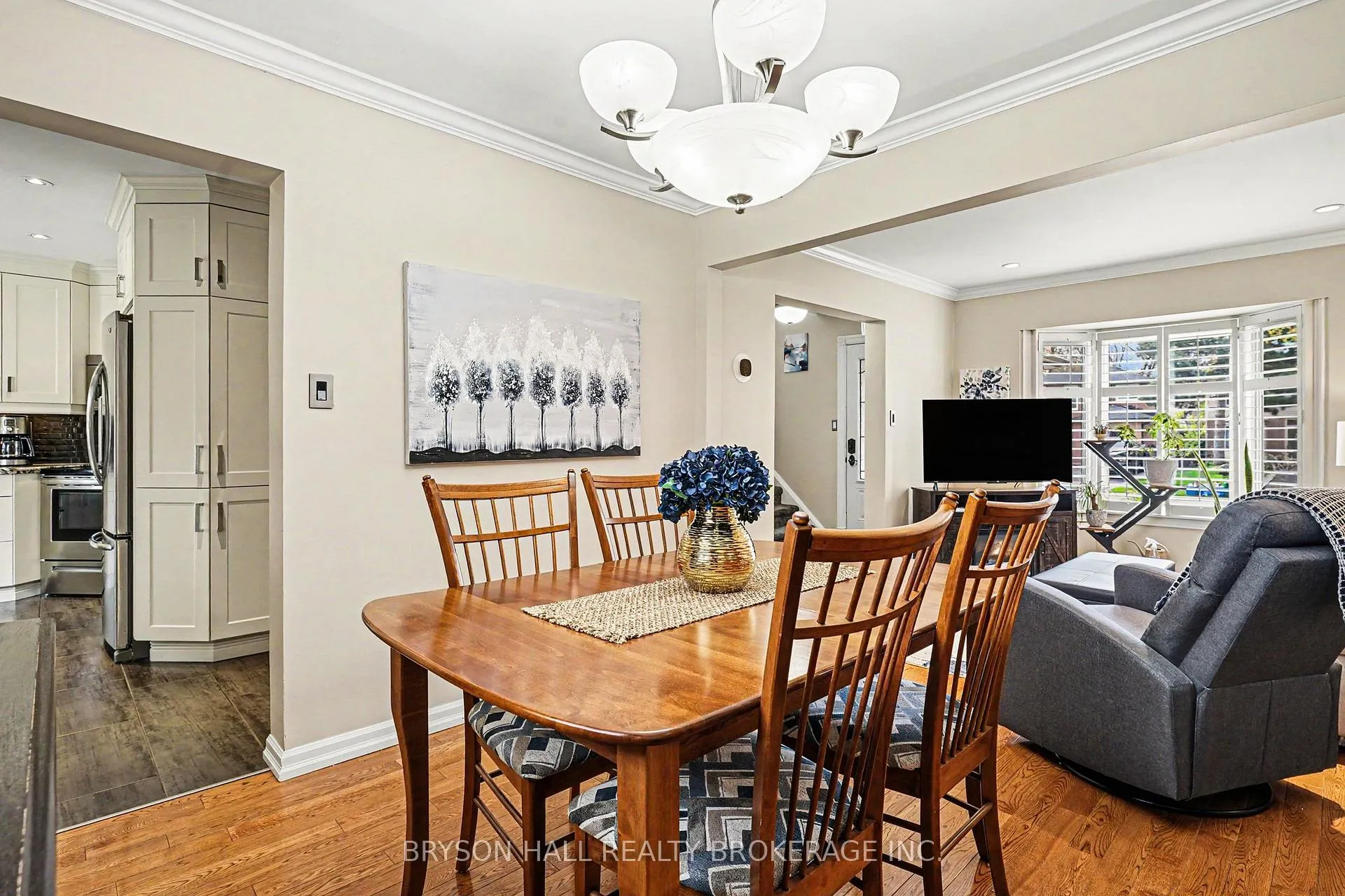 Photo 11 of 2122 Hunt Crescent, Burlington, Headon — HOMEH