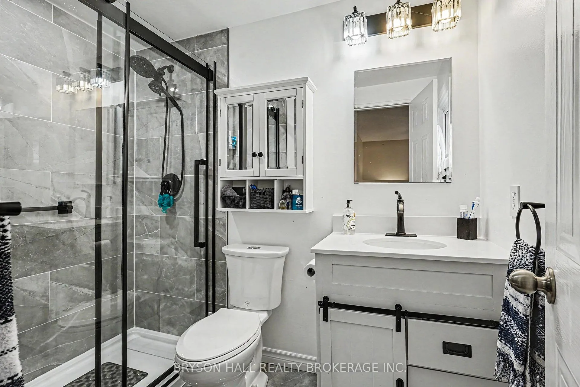 Photo 13 of 2122 Hunt Crescent, Burlington, Headon — HOMEH