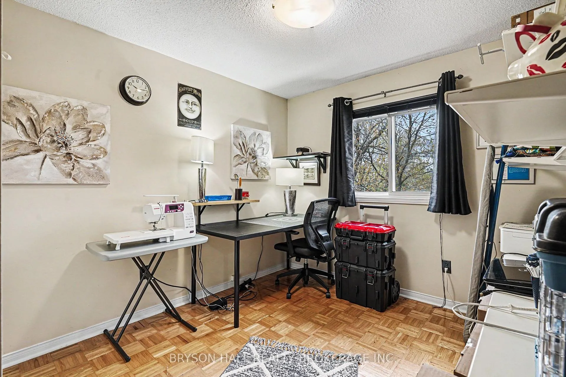 Photo 14 of 2122 Hunt Crescent, Burlington, Headon — HOMEH