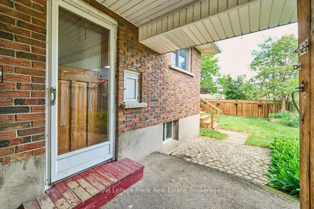 Photo 6 of 1158 Lisgar Avenue, Oshawa, Donevan — HOMEH