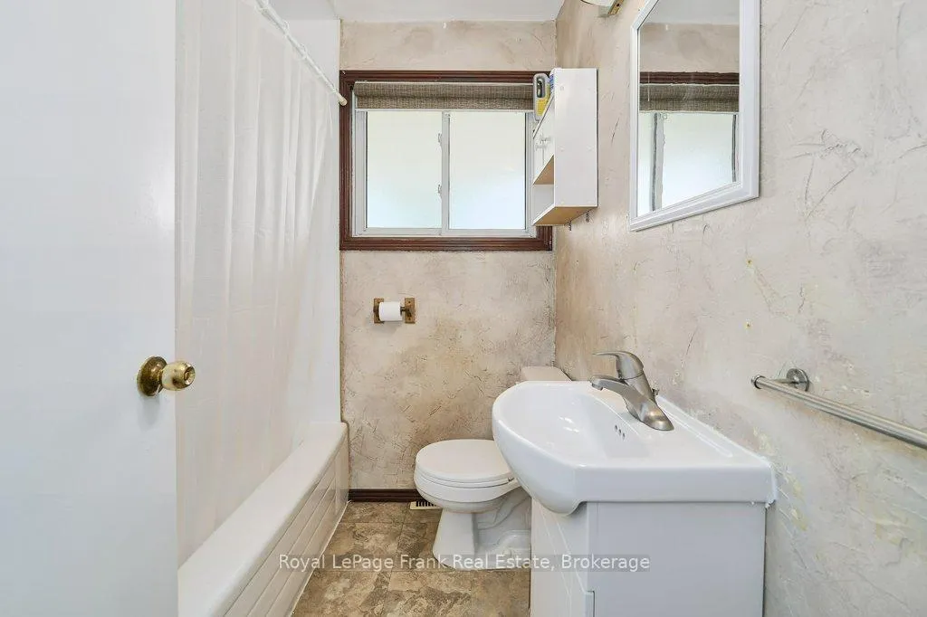Photo 20 of 1158 Lisgar Avenue, Oshawa, Donevan — HOMEH