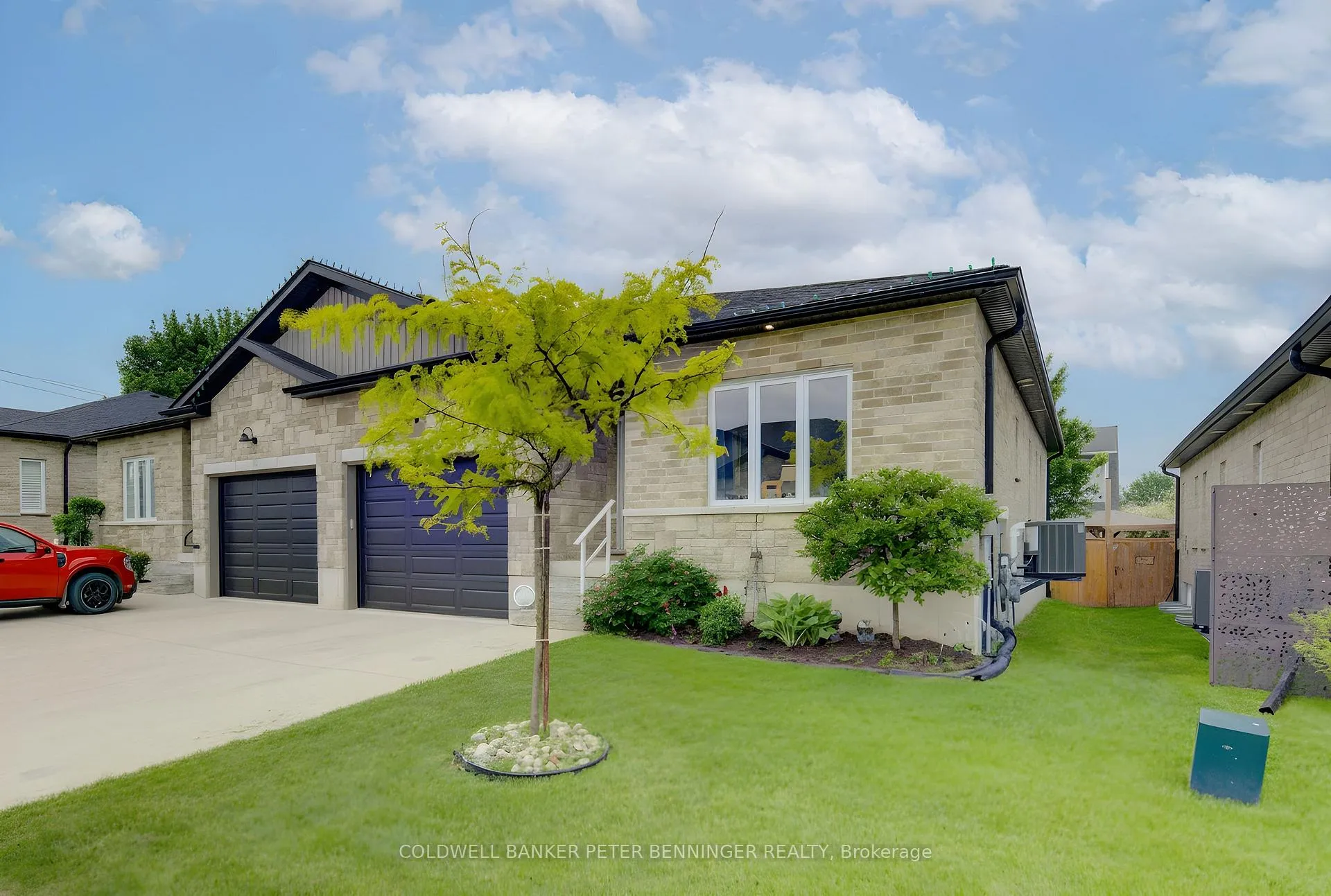 Photo 2 of Unit 19, 575 Albert Avenue N, North Perth, Listowel — HOMEH