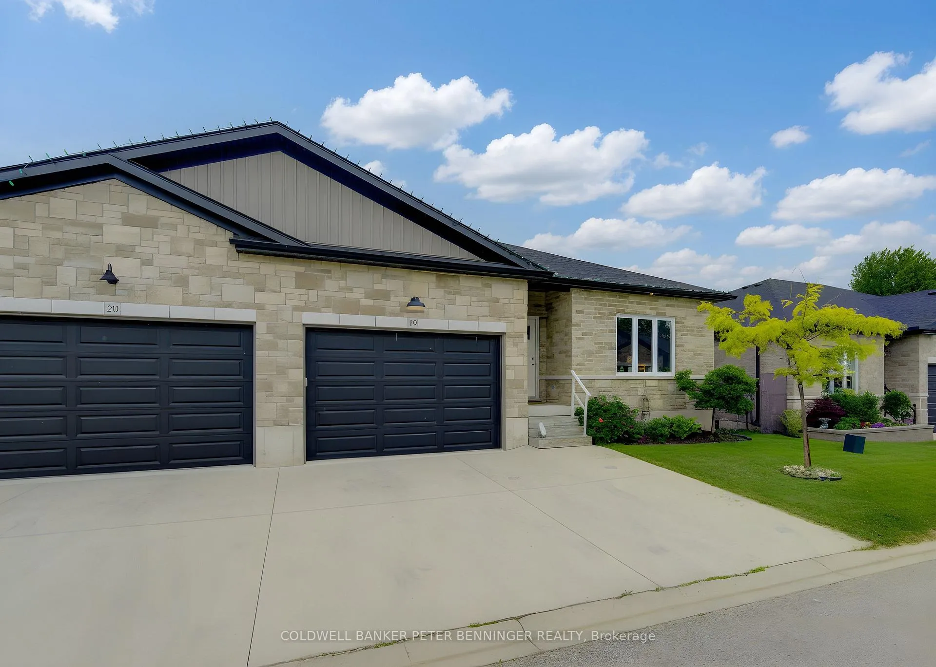 Photo 3 of Unit 19, 575 Albert Avenue N, North Perth, Listowel — HOMEH