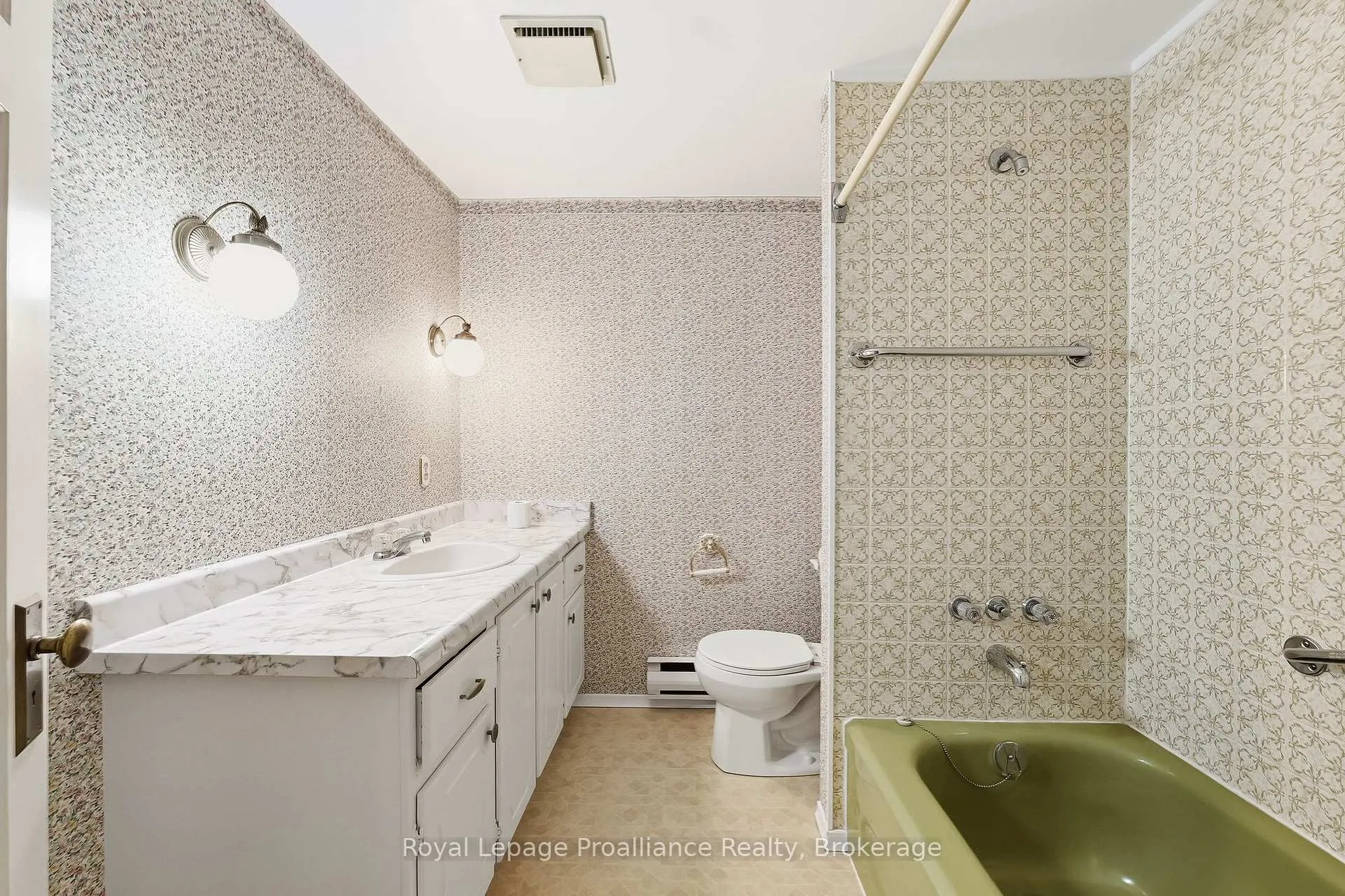 Photo 32 of 67 Price Street E, Brighton — HOMEH