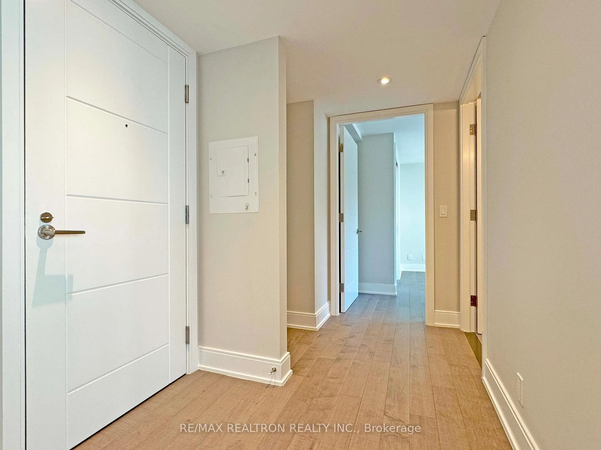 Photo 9 of Unit 203, 11 Walmer Road, Toronto, The Annex — HOMEH