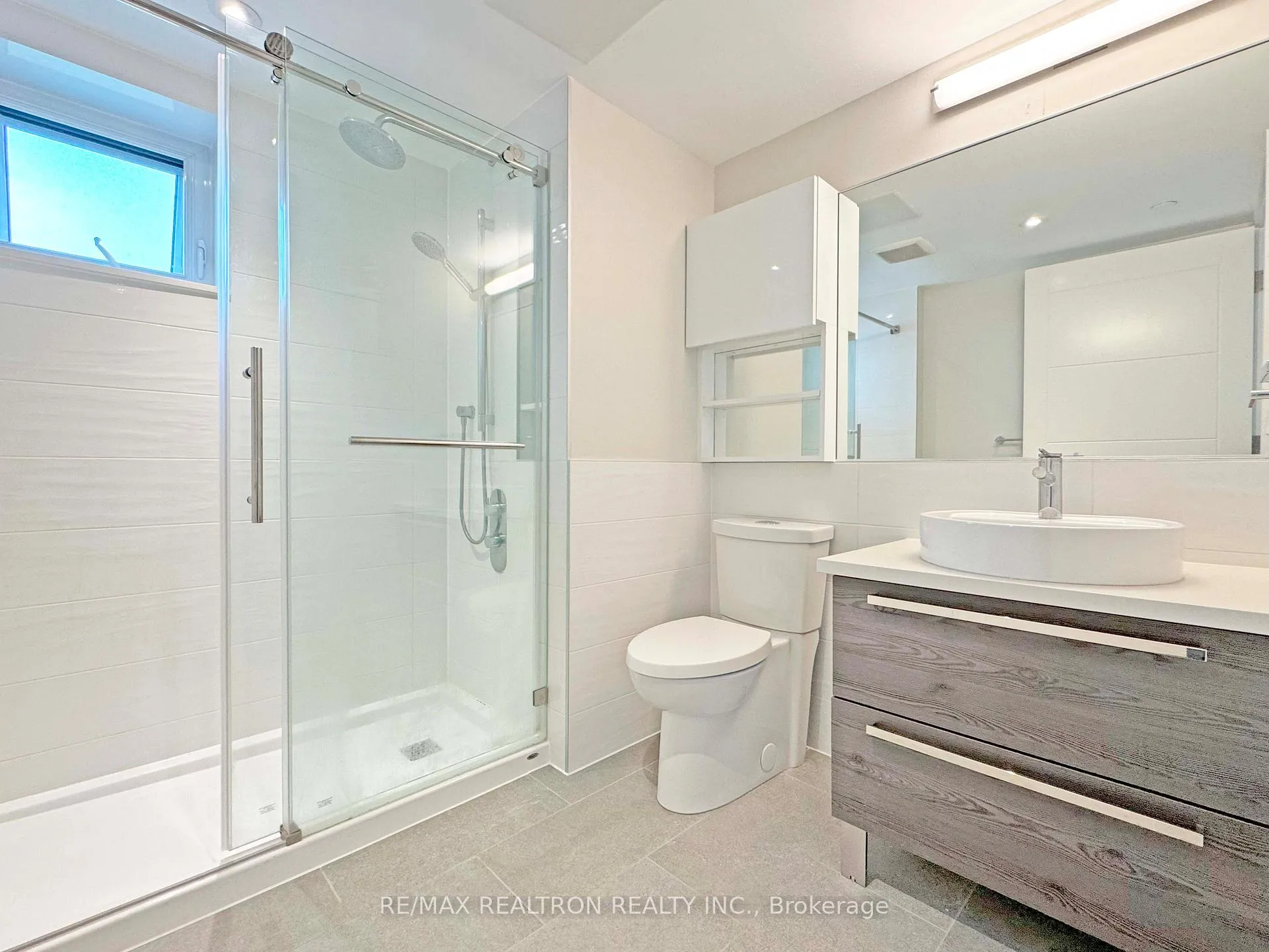 Photo 14 of Unit 203, 11 Walmer Road, Toronto, The Annex — HOMEH