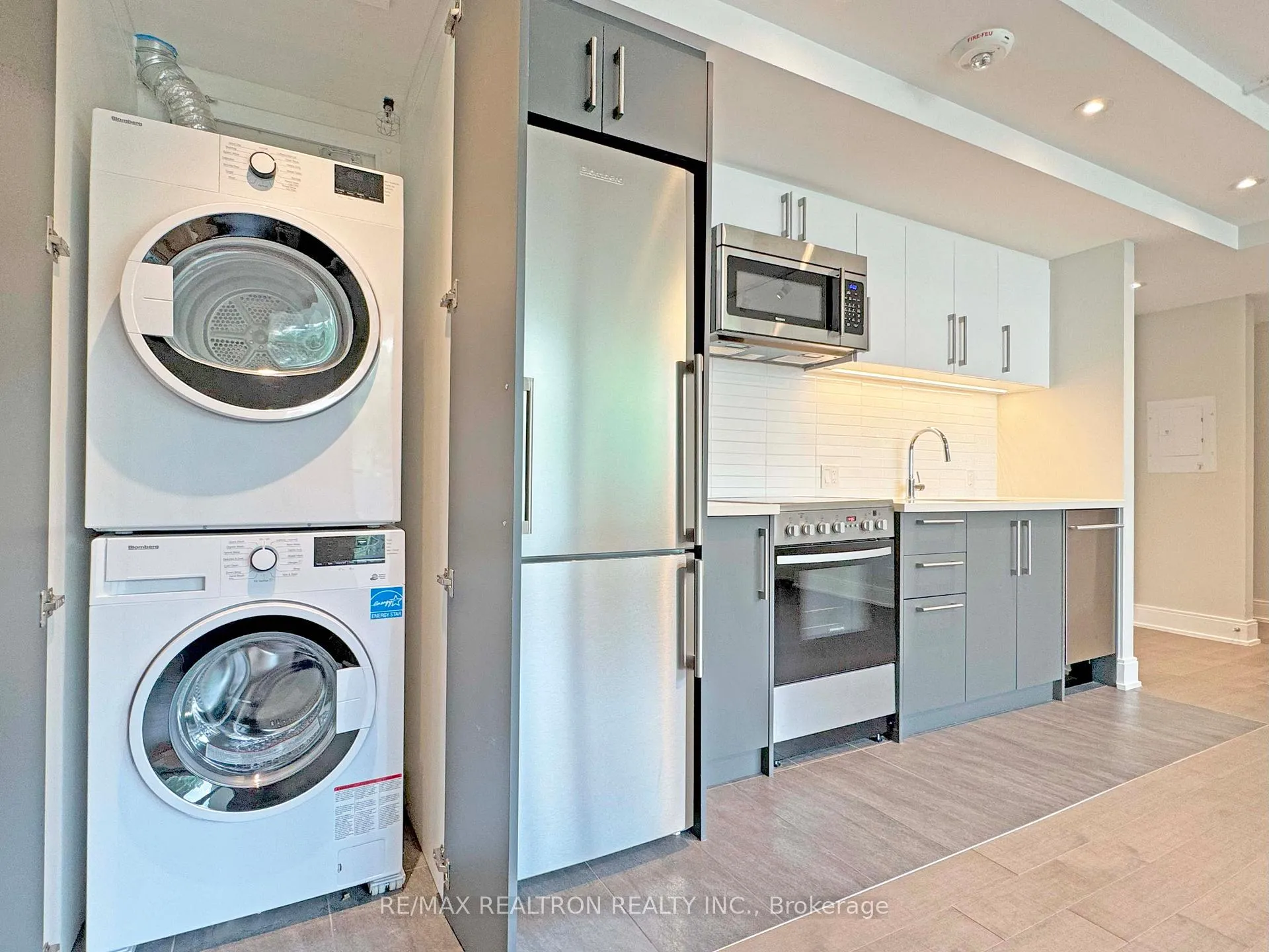 Photo 15 of Unit 203, 11 Walmer Road, Toronto, The Annex — HOMEH