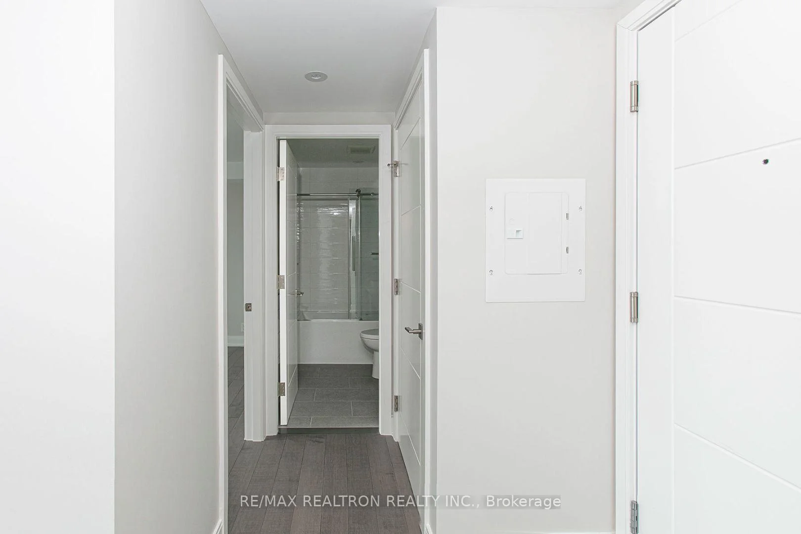 Photo 7 of Unit 203, 11 Walmer Road, Toronto, The Annex — HOMEH