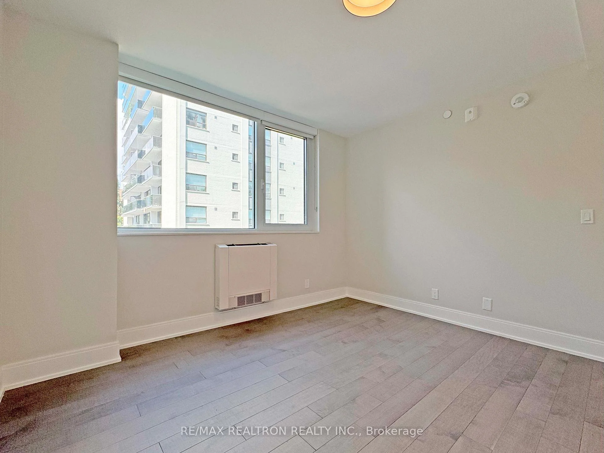 Photo 13 of Unit 203, 11 Walmer Road, Toronto, The Annex — HOMEH