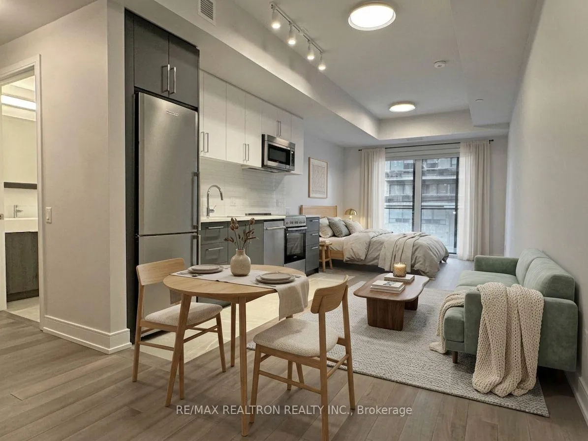 Photo 1 of Unit 202, 2525 Bathurst Street, Toronto, Forest Hill North — HOMEH