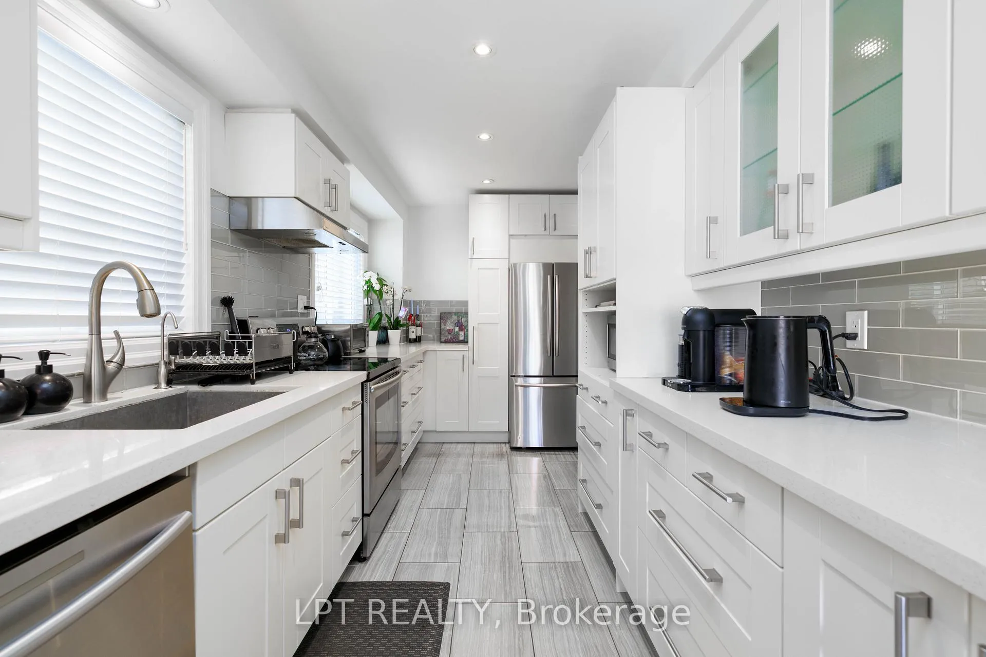 Photo 11 of 6 Odin Crescent, Aurora, Aurora Village — HOMEH