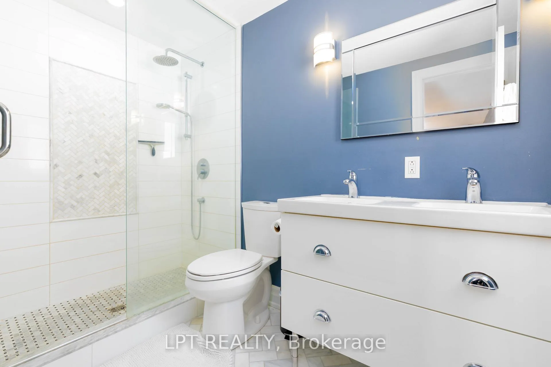 Photo 19 of 6 Odin Crescent, Aurora, Aurora Village — HOMEH