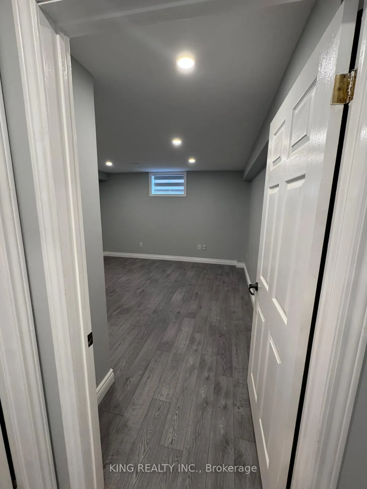 Photo 6 of 10 Humber Street E, Barrie, Ardagh — HOMEH
