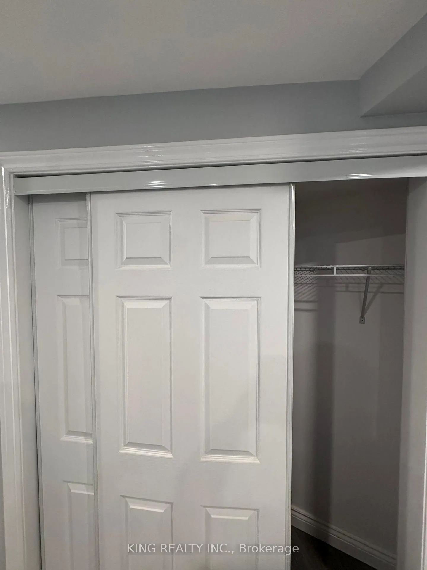 Photo 9 of 10 Humber Street E, Barrie, Ardagh — HOMEH